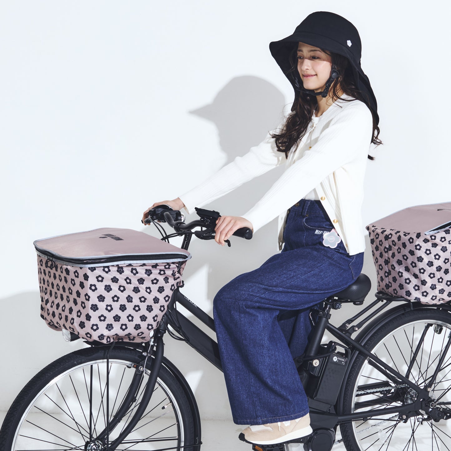 MARY QUANT CYCLE HELMET  マリークワント 自転車用ヘルメット