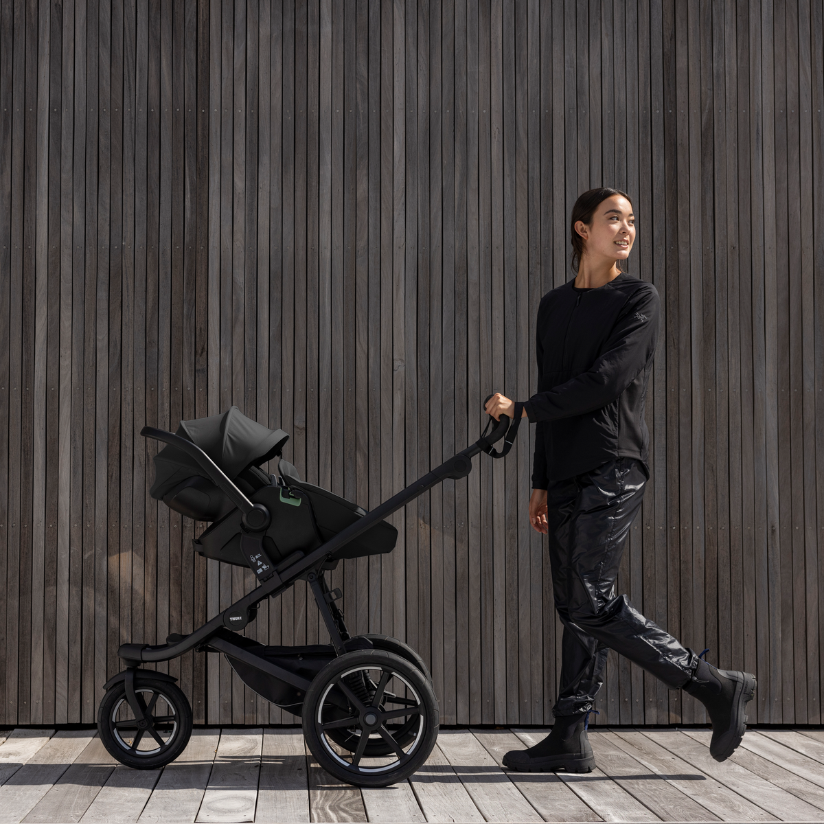 Thule Urban Glide 3（スーリー アーバングライド3）ジョギングベビーカー